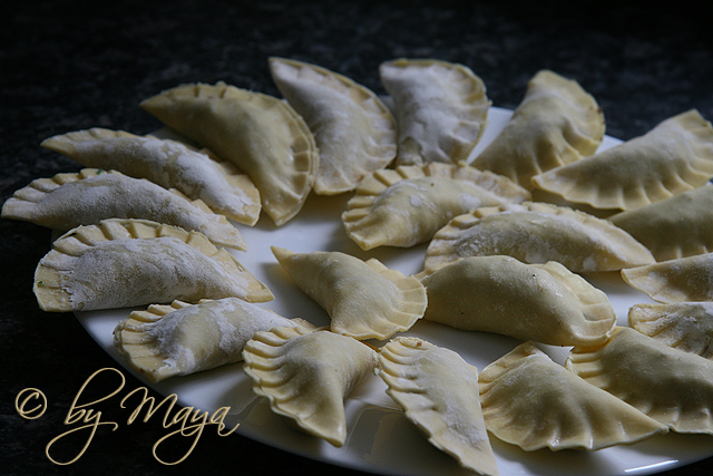Maultaschen_in_Tomatensoe_8