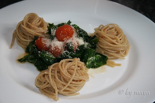 Spaghetti integrale cu leurda si rosii