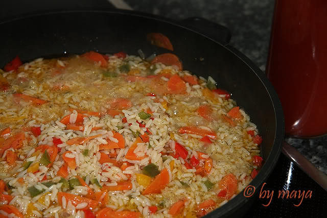4Ghiveci_de_orez_cu_legume