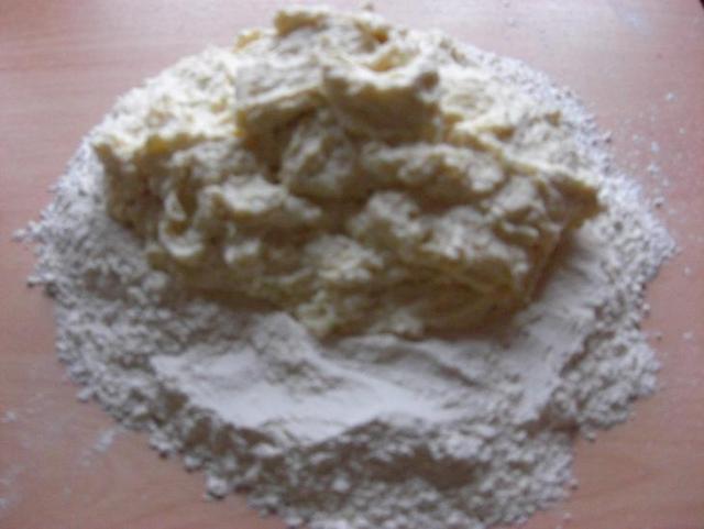 Aluat_cu_branza_5