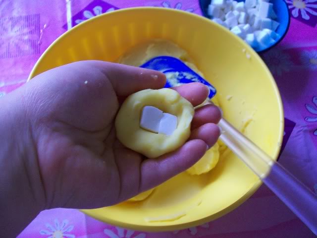 Bilute_de_cartofi_cu_inima_de_mozzarella_7
