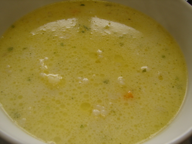 Ciorbita_de_conopida_cu_piept_de_pui_1