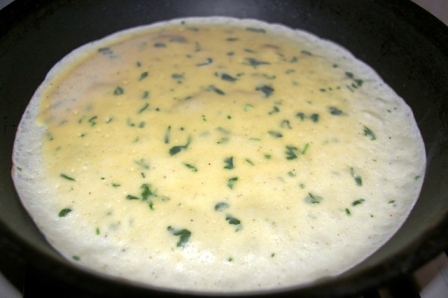 Clatite_umplute_cu_salata_de_pui_si_avocado_6